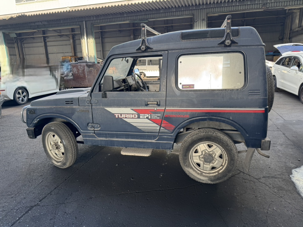 入庫車 スズキ　ジムニー